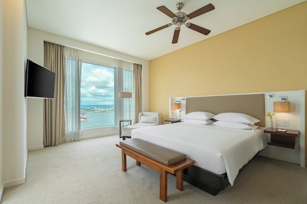 Regency, Executive, Suite, King Bed