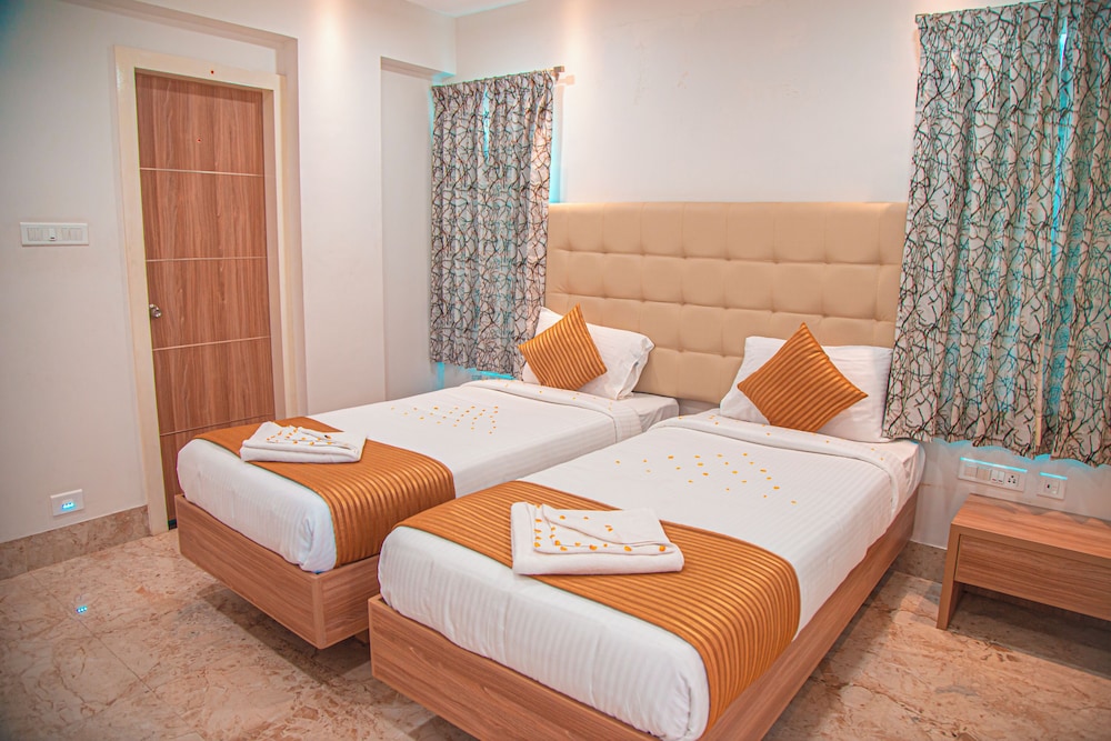 The Avenue Suites 21/49