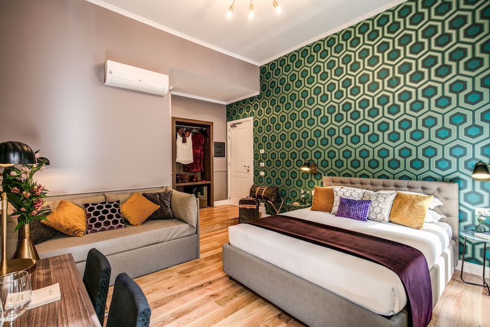 Tree Charme Parliament Boutique Hotel 15/73