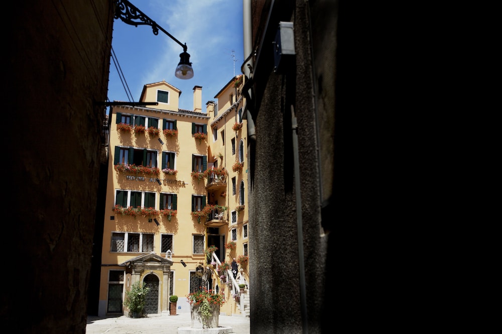 Al Codega Hotel 2/67