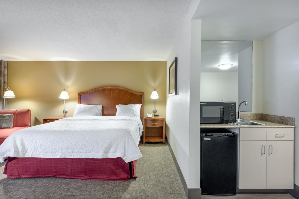 Hampton Inn Roanoke/Hollins - I-81 18/37
