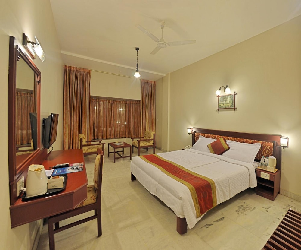 Hotel Gnanam 24/49
