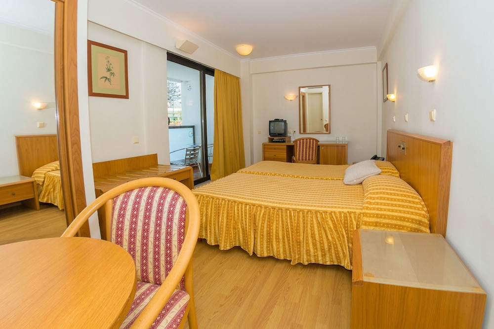 Blue Sky City Beach Hotel - Adults Only 12/33