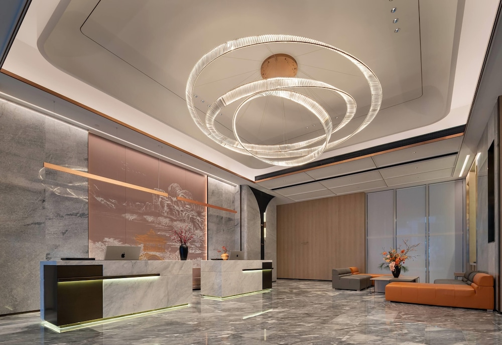 Howard Johnson Airport Hotel Changsha 11/58