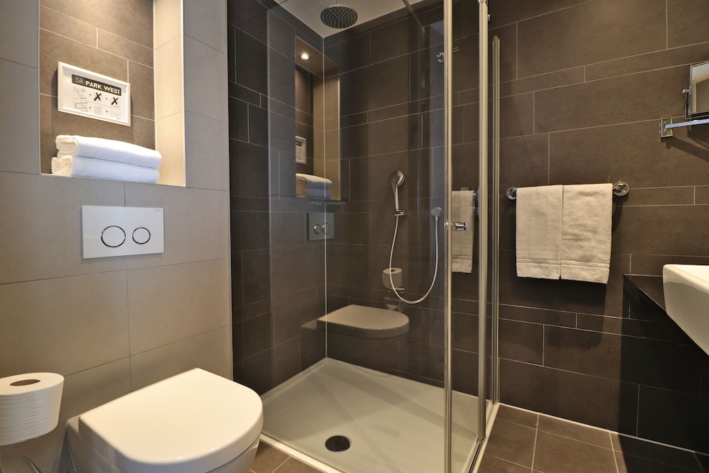 XO Hotels Park West 43/44