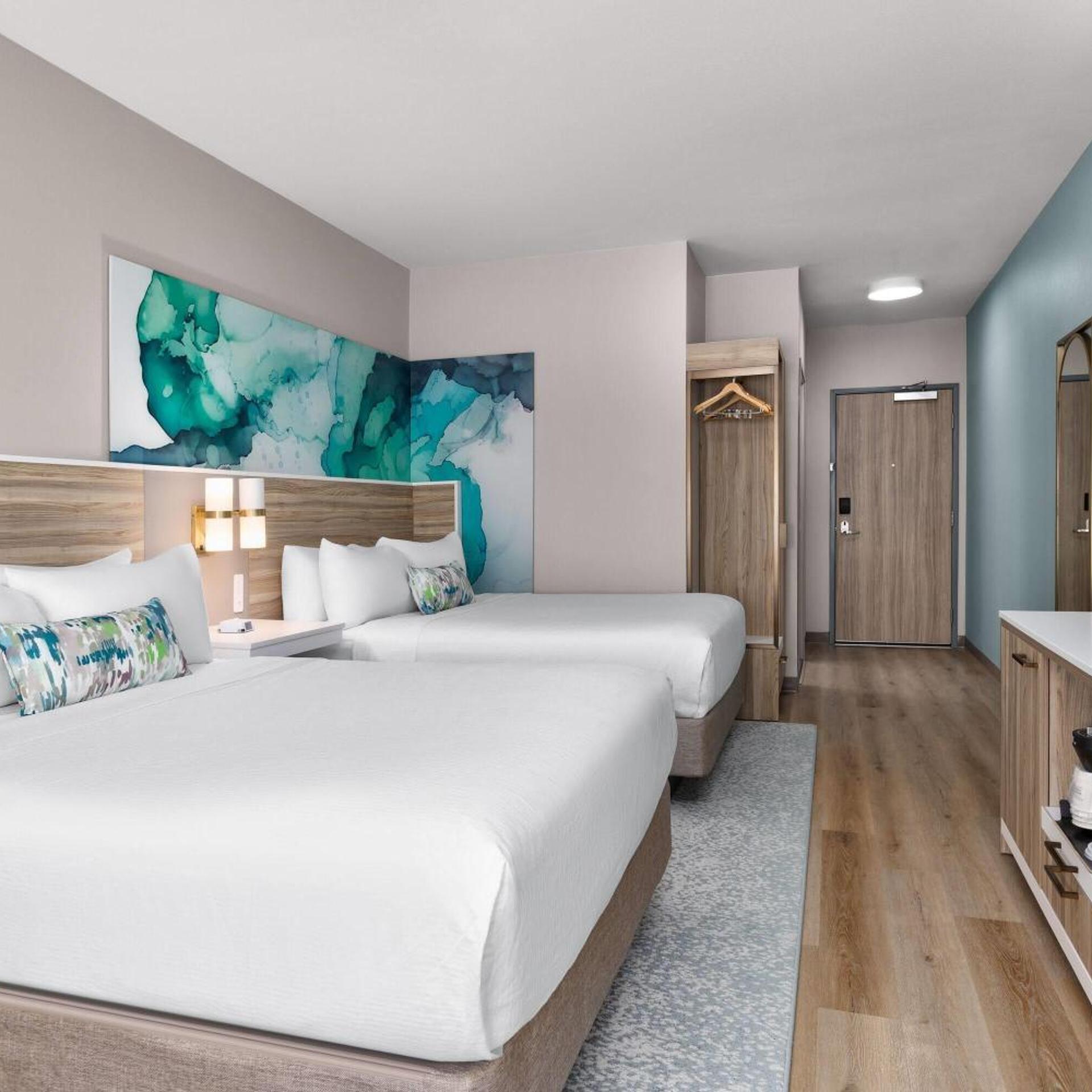 غرفة بسرير كينج وسريرين كوين، Wyndham Garden Anna 4/7