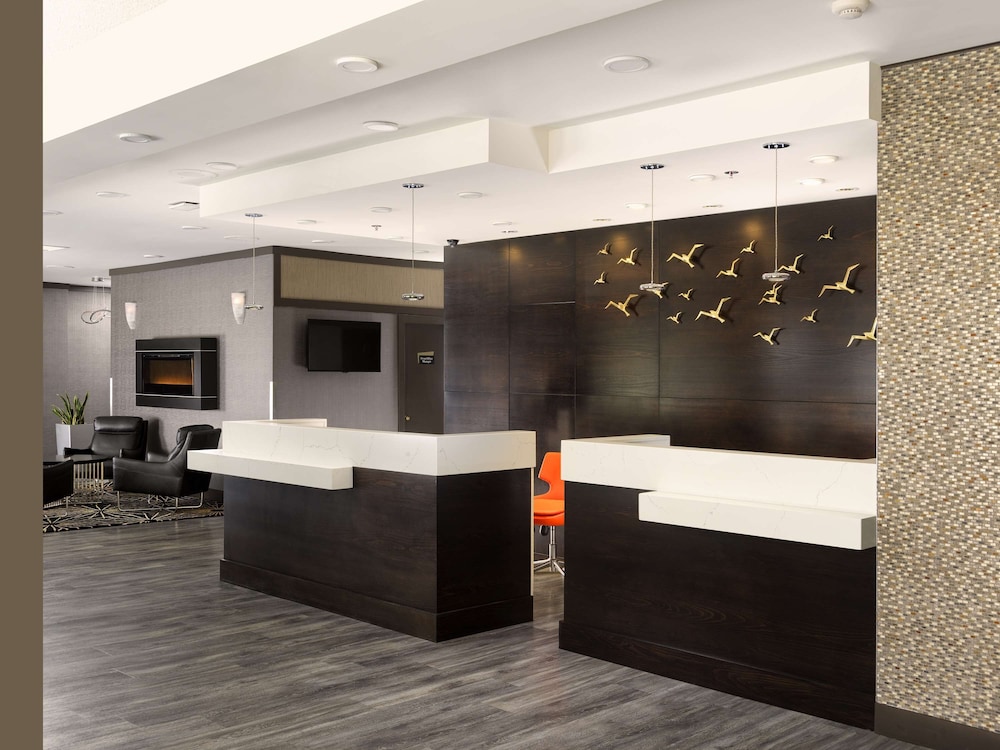 Best Western Plus Carlton Plaza Hotel 6/43