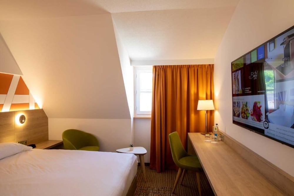 HOTEL AU BOEUF 8/49