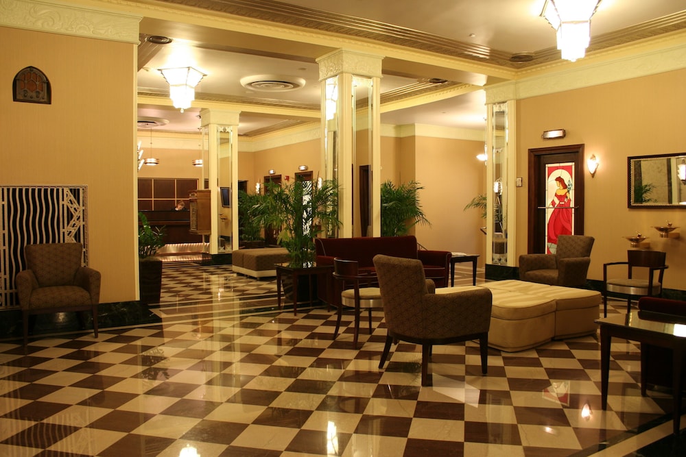 Ambassador Hotel Milwaukee, Trademark Collection by Wyndham 56/67
