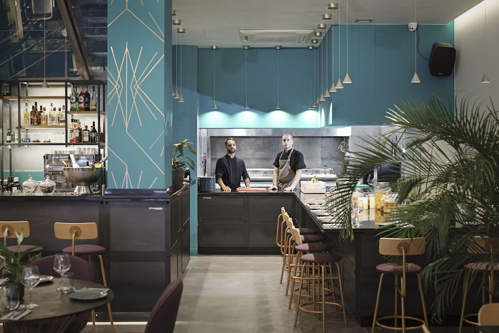 The Gem Society Boutique Hotel & Spa 51/58