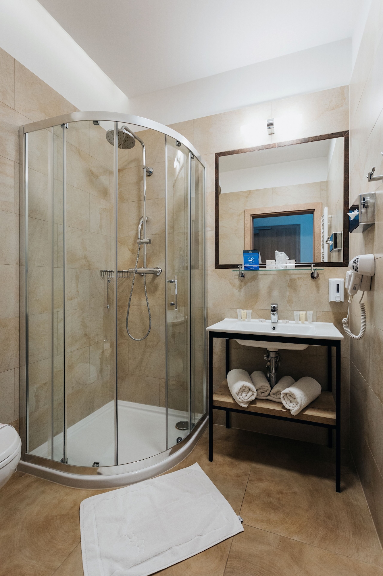 Deluxe, King Bed, Hotel 32 Krakow Old Town 3/3