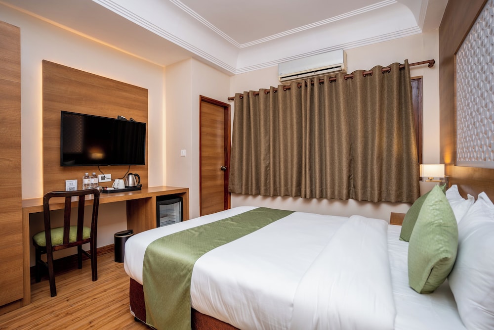 Marcopolo Business Hotel 20/50