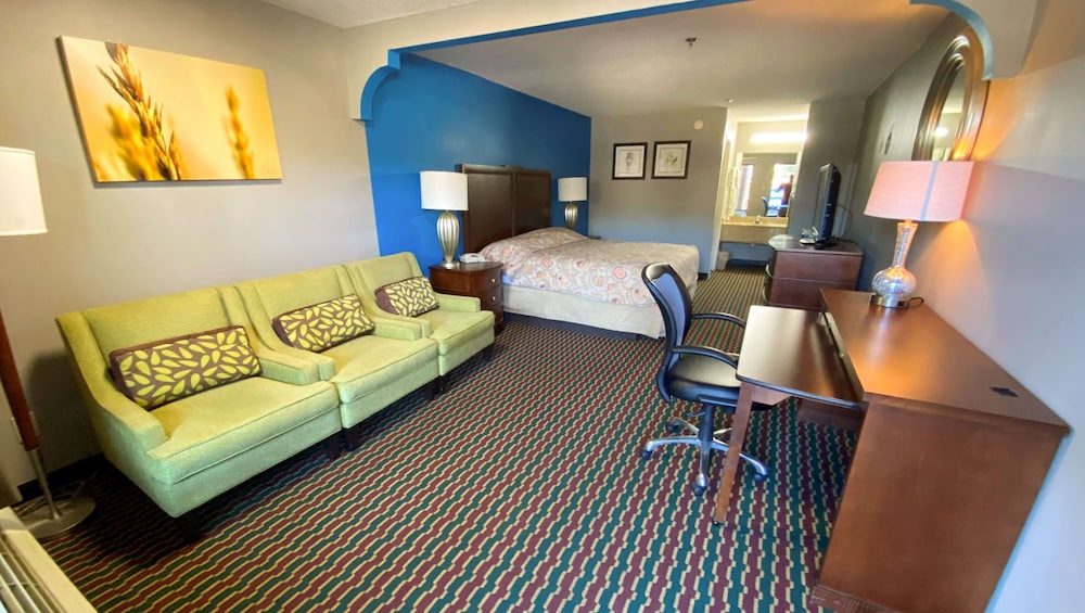Magnuson Hotel Marietta 35/46