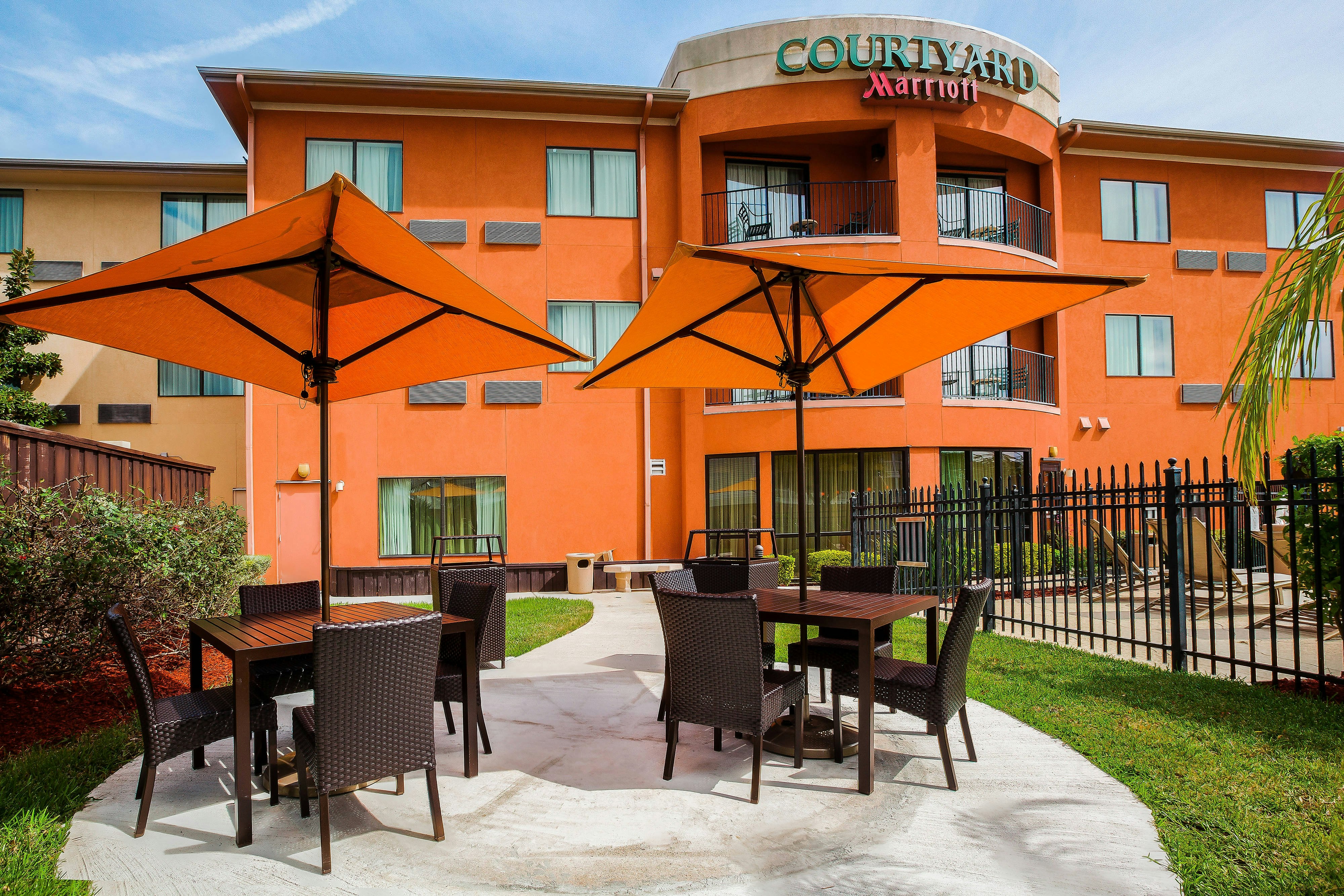 Courtyard Corpus Christi 32/32