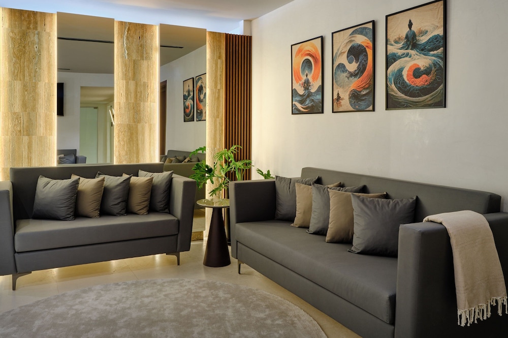 Tunis Marriott Hotel 30/50