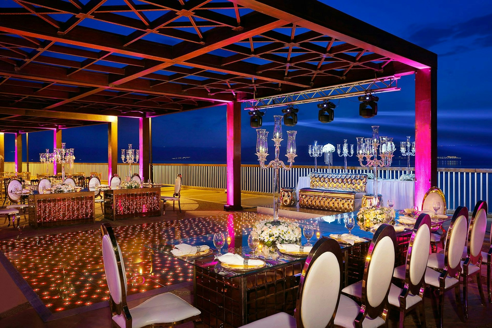 Crowne Plaza Jordan Dead Sea Resort and Spa 68/74