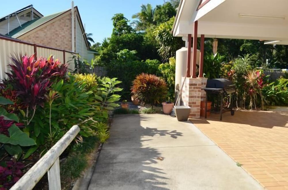 Redland Bay Motel 12/18