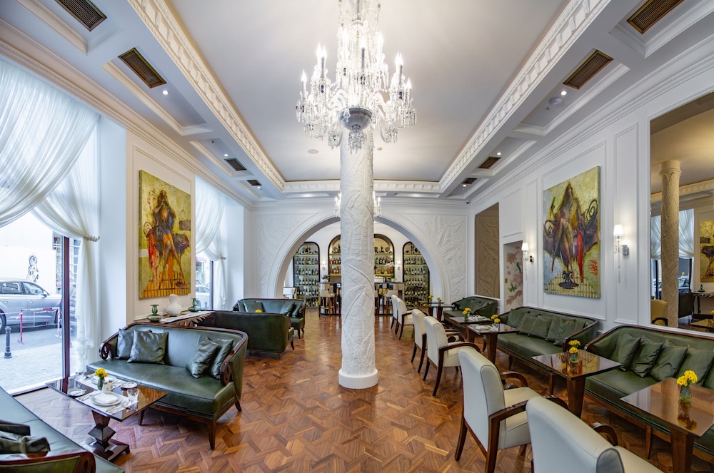 Boutique 19 Hotel 35/56