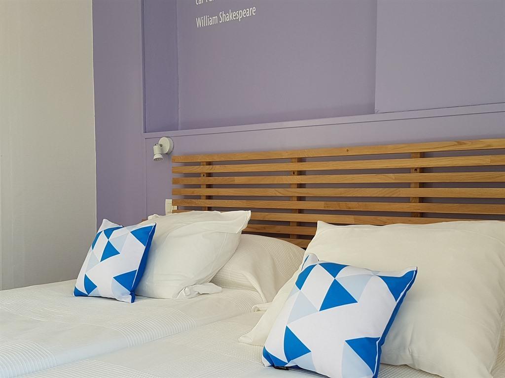 Standard, Double or Twin Bed, Street View