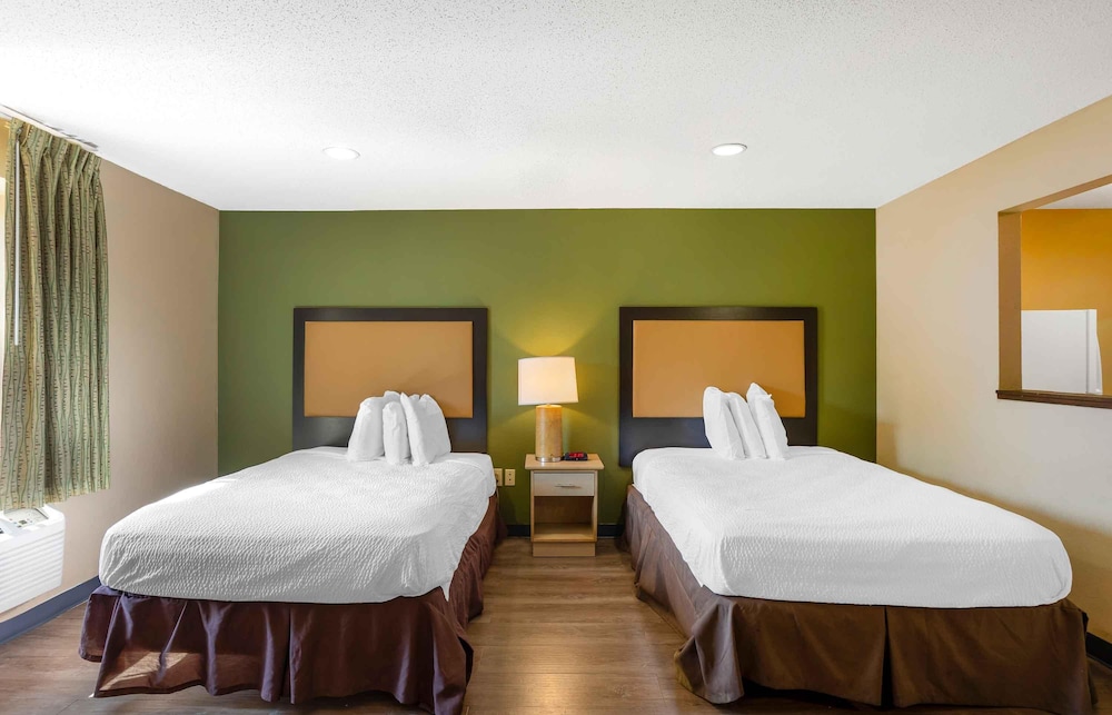 Extended Stay America Philadelphia-Airport- Bartram Ave. 24/55