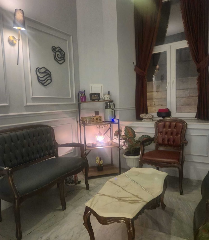 The Independent Hotel Taksim 24/36