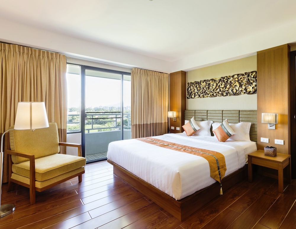 Asia Hotels Group (Poonpetch Hotel) 10/63