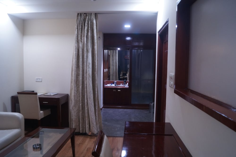 Hotel Sagar Iinternational 42/42