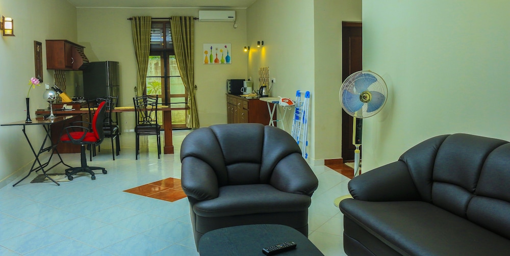 Christima Residence 27/50