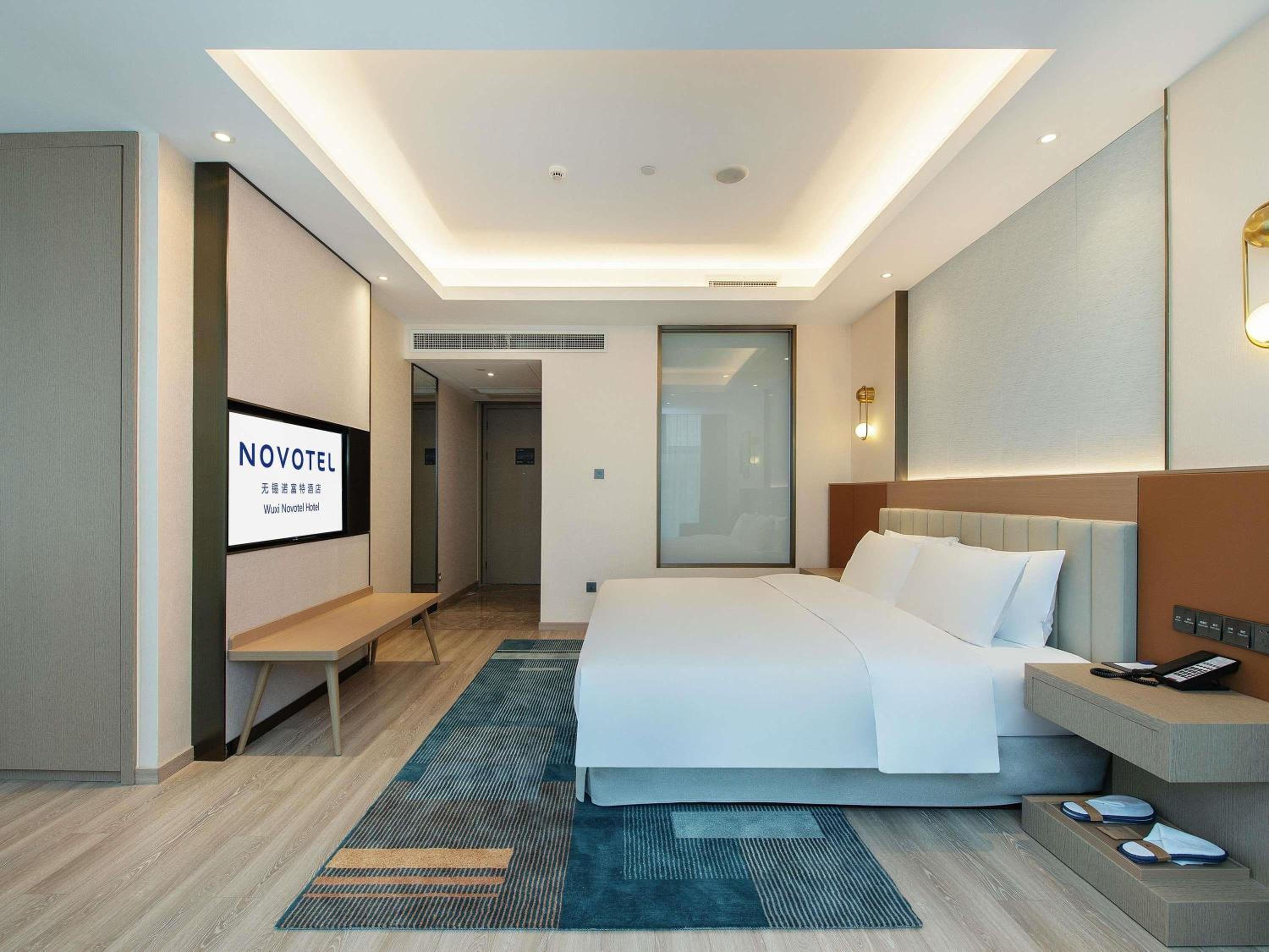 EXECUTIVE, KING BED, RIVERSIDE