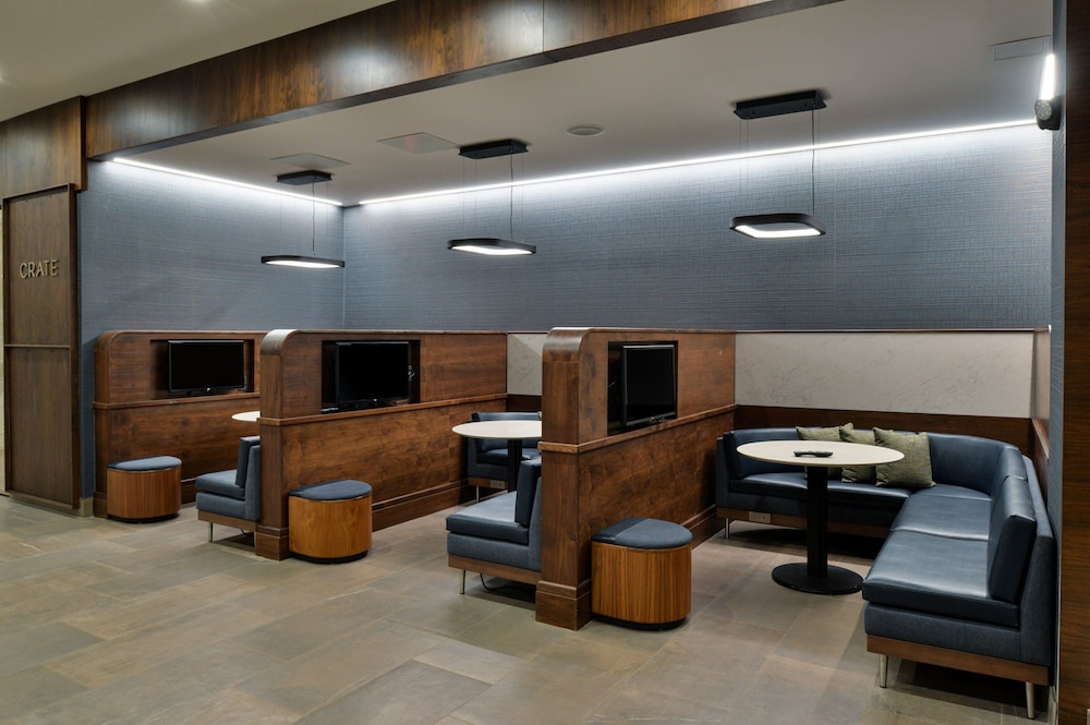 Courtyard by Marriott Raleigh Cary Crossroads 23/38