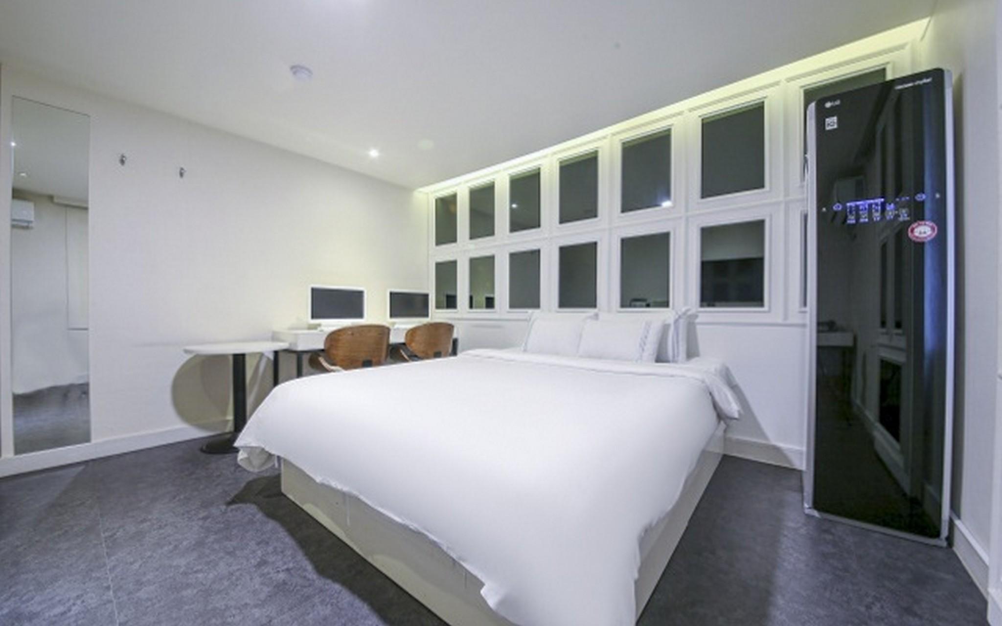 Special, King Bed