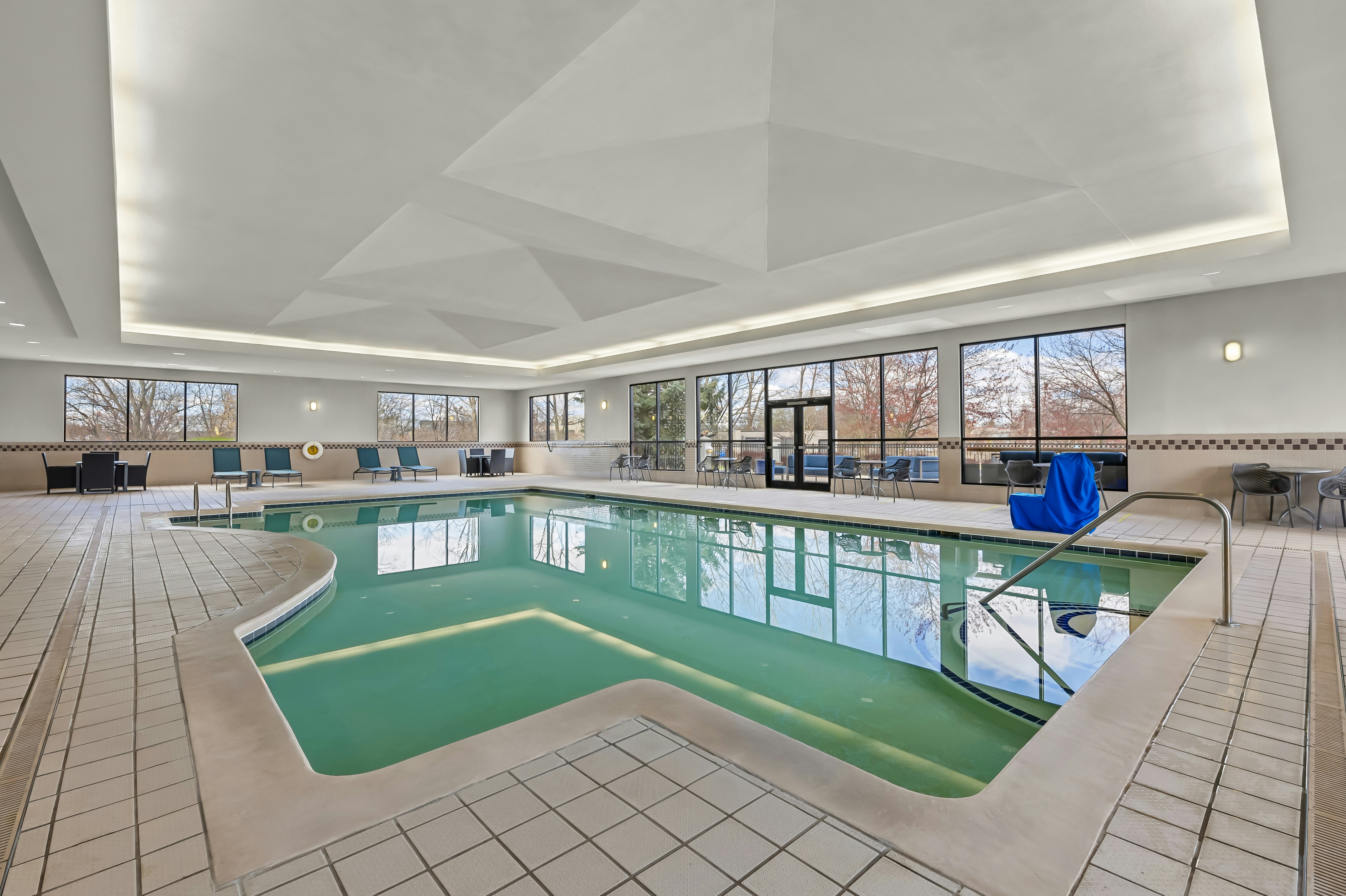 Hampton Inn Toledo-South/Maumee 23/41