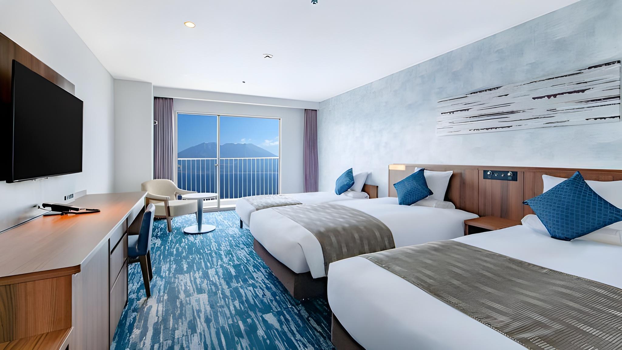 Superior, Triple, Twin Beds, Khalifa View, Sofa