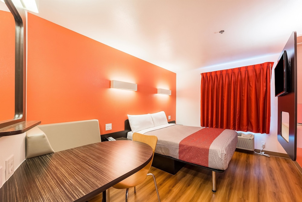 Motel6 Fort Worth, TX - North - Saginaw 21/40