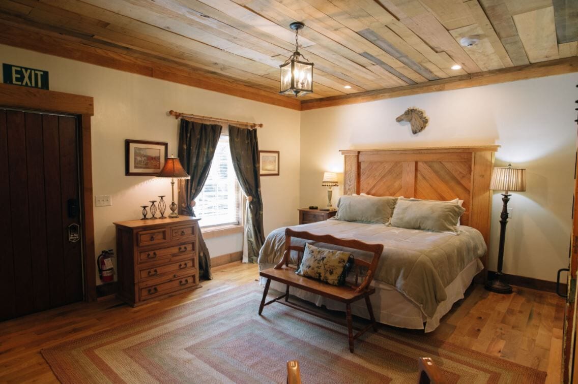 Hideaway, Mansion, King Bed
