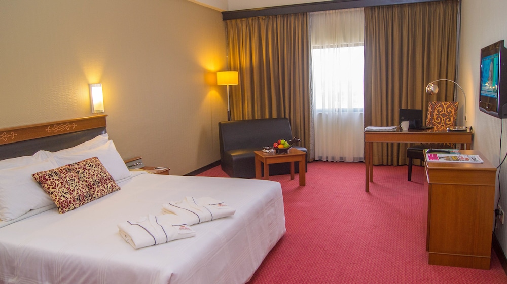 HOTEL GRAND CONTINENTAL KUCHING 26/89
