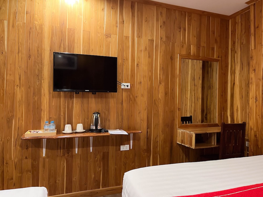 Luang Prabang Oasis Villa Namnuea 25/50