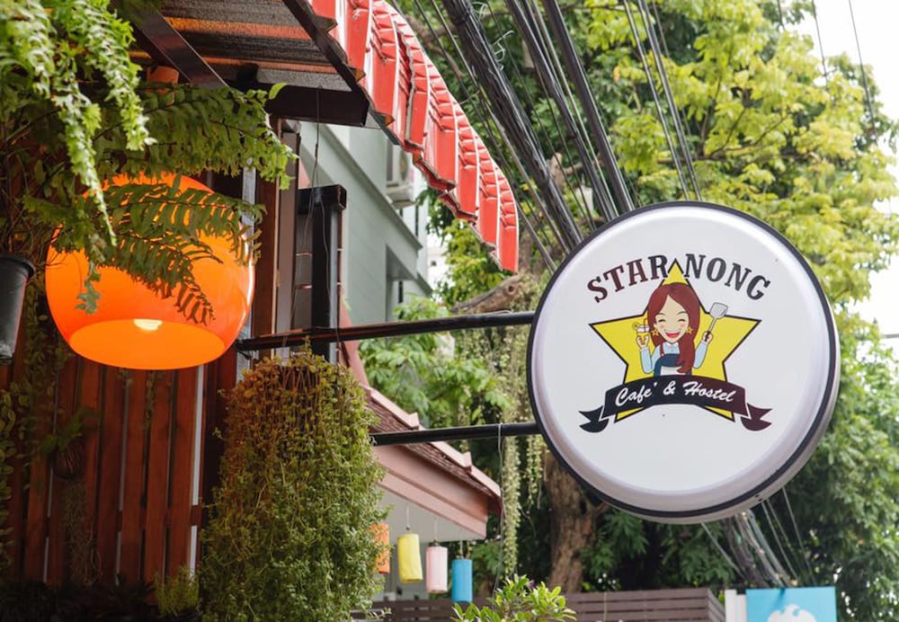 Starnong Café & Hostel 15/17
