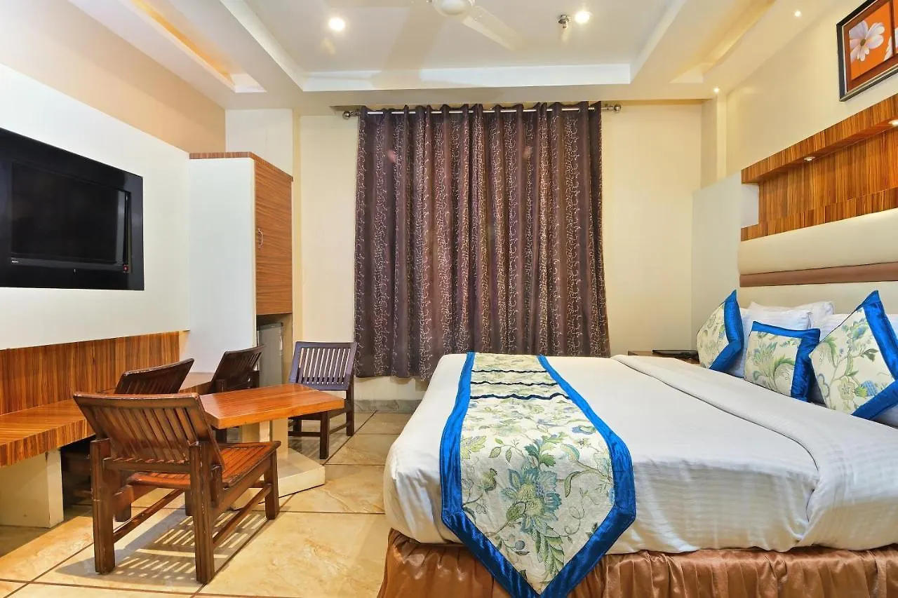 Hari Piorko Inn - Just A Min Away From New Delhi Railway Station 16/32