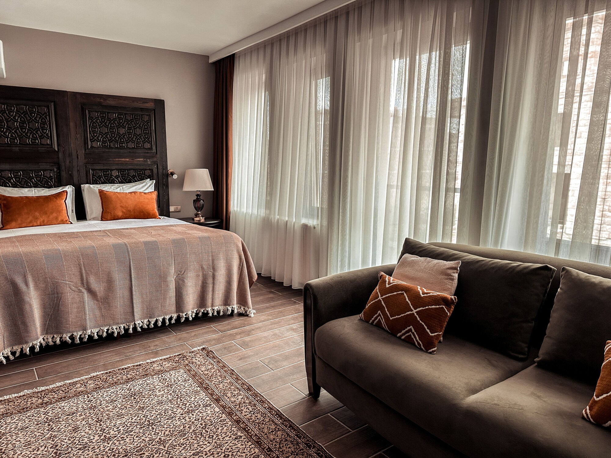 SUPERIOR, DOUBLE BED