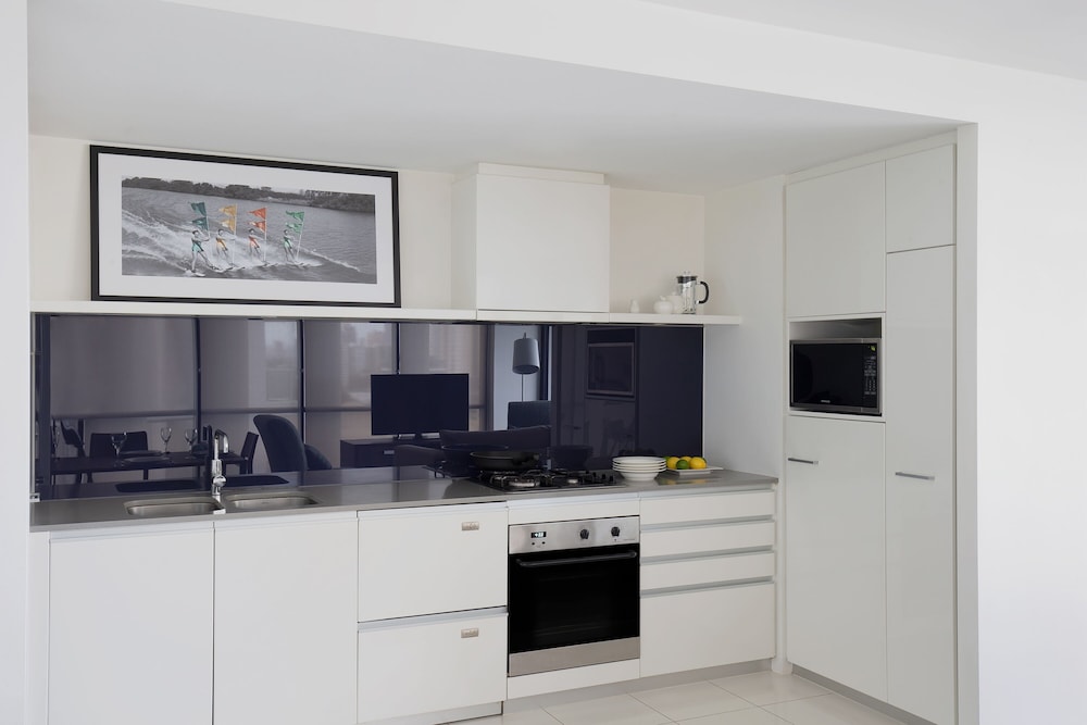 Mantra Circle on Cavill Surfers Paradise 41/50