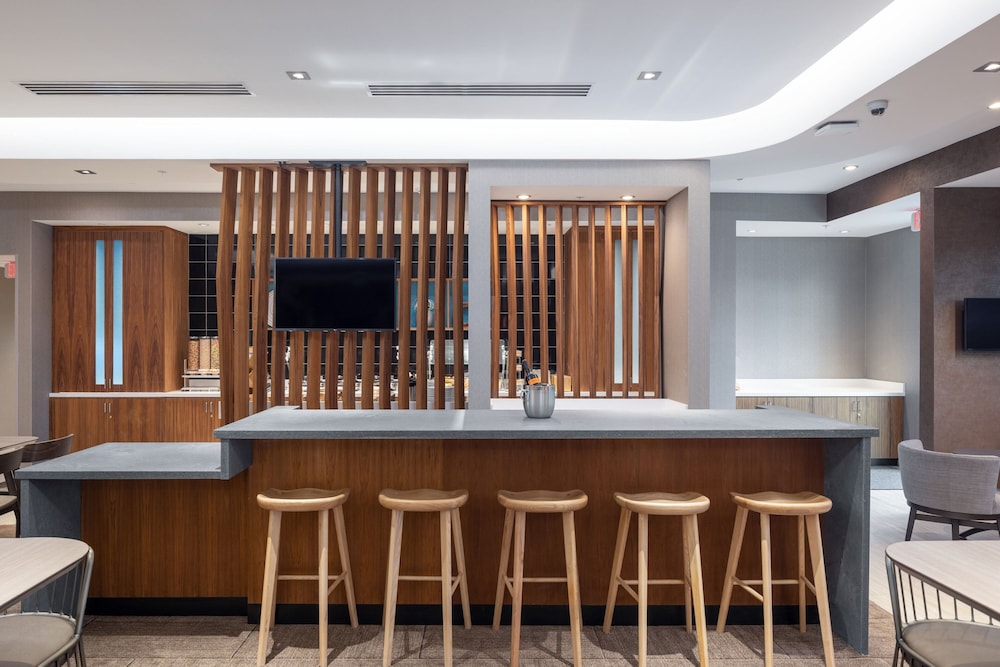 SpringHill Suites by Marriott Tucson at The Bridges 33/36