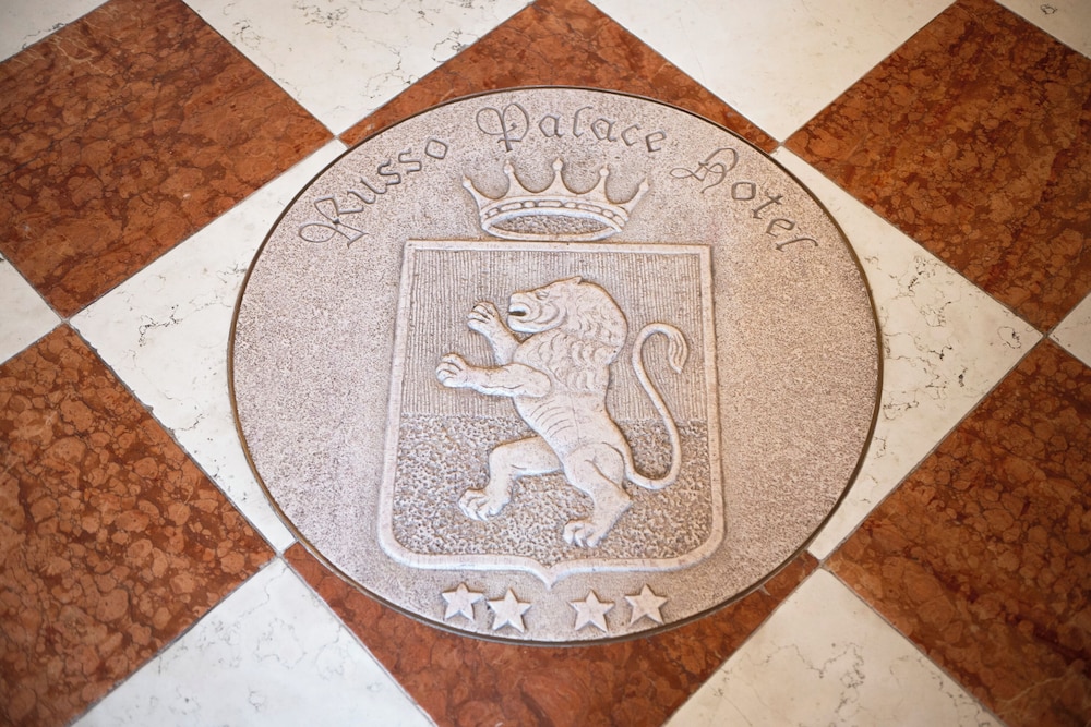 Russo Palace 32/57