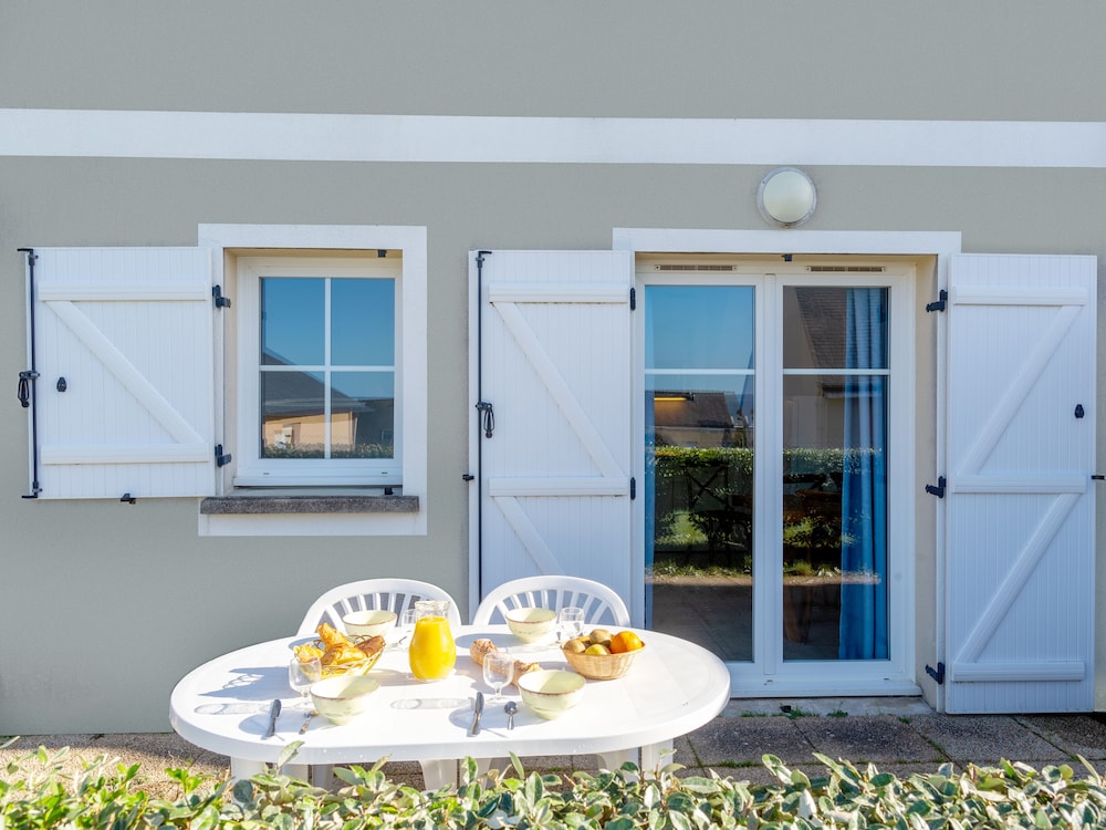 Residence Vacanceole Les Terrasses de Pentrez in CROZON