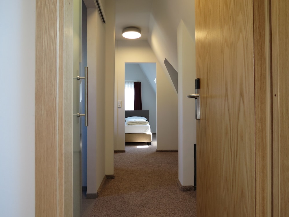 Hotel Neuthor 21/50