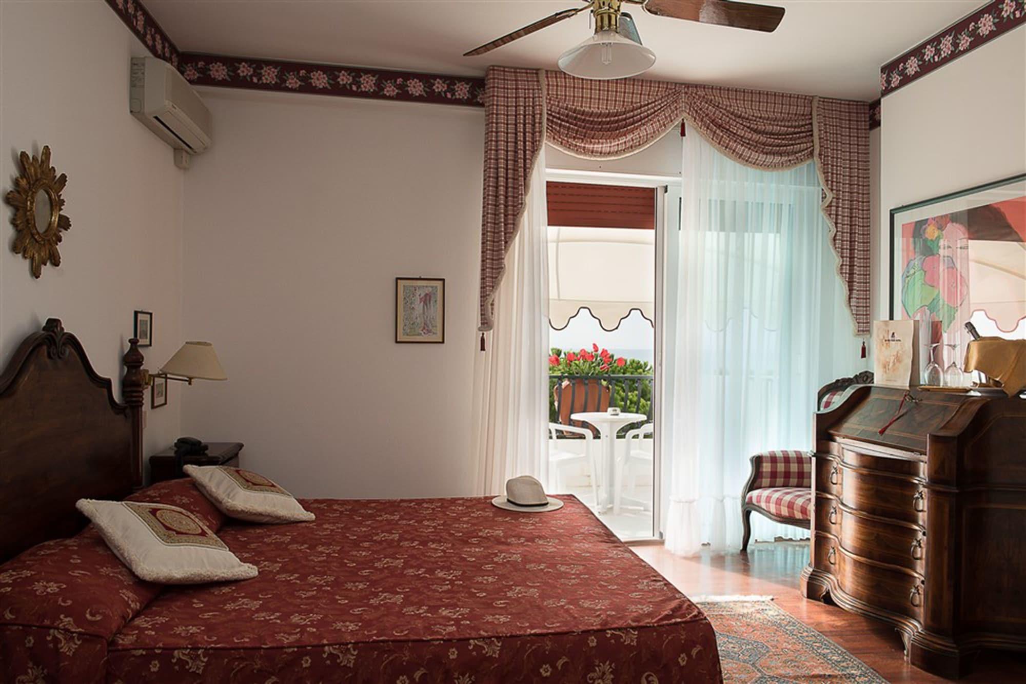 Agorà Park Hotel 8/50