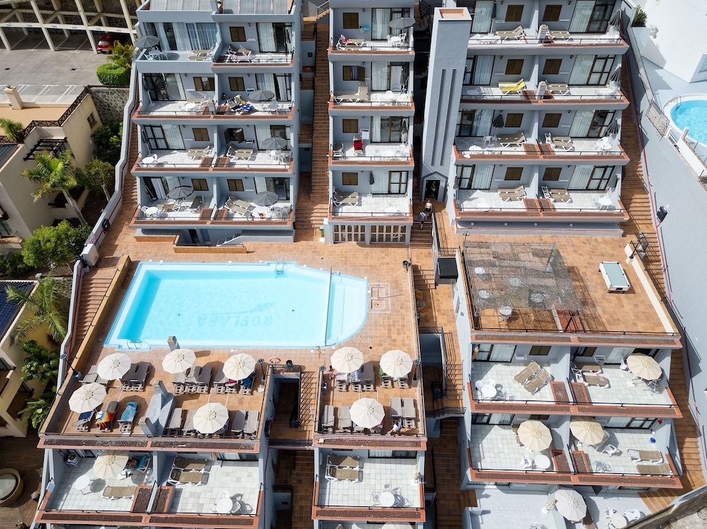 Roslara in PUERTO RICO
