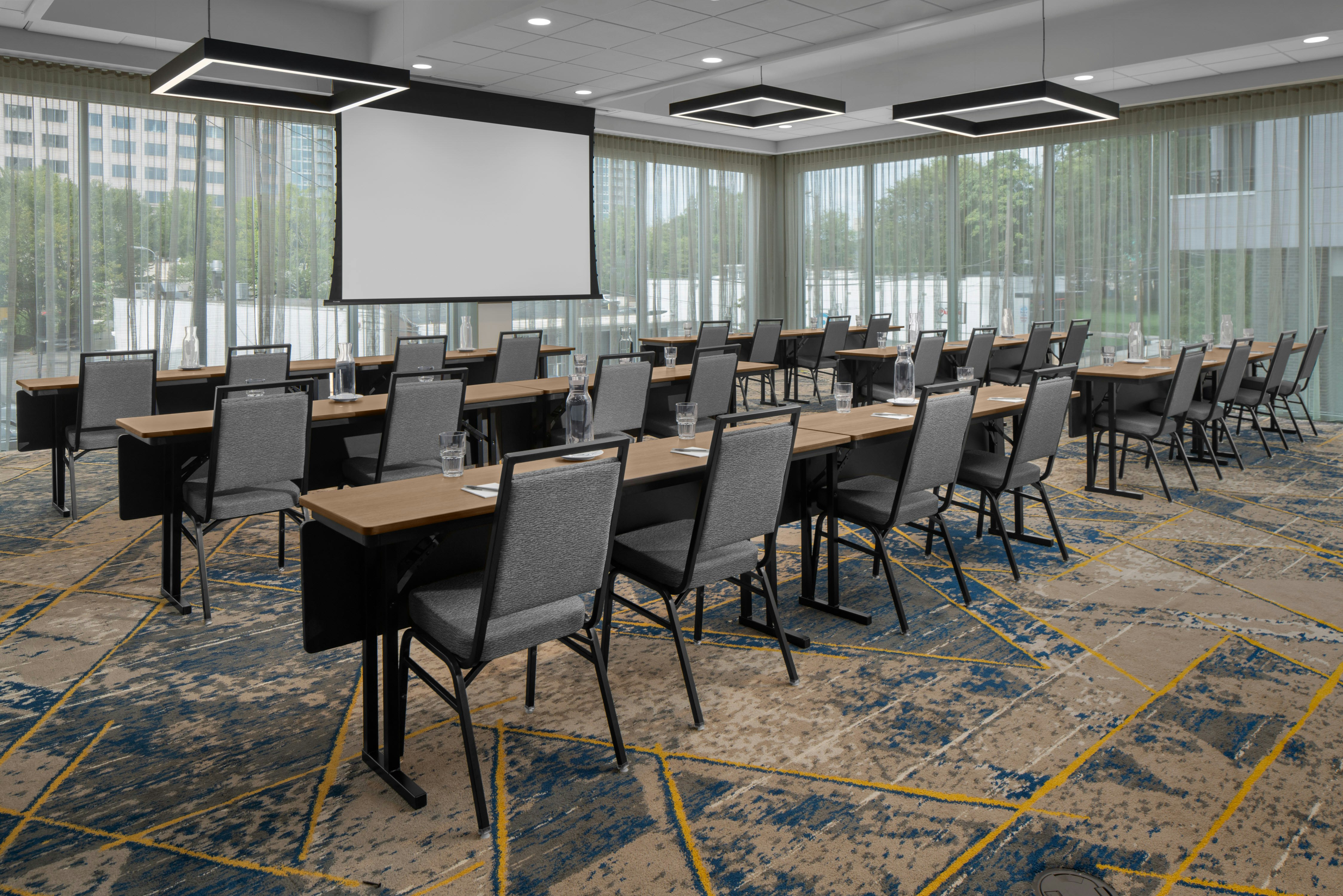 Homewood Suites by Hilton Charlotte Uptown First Ward 28/33