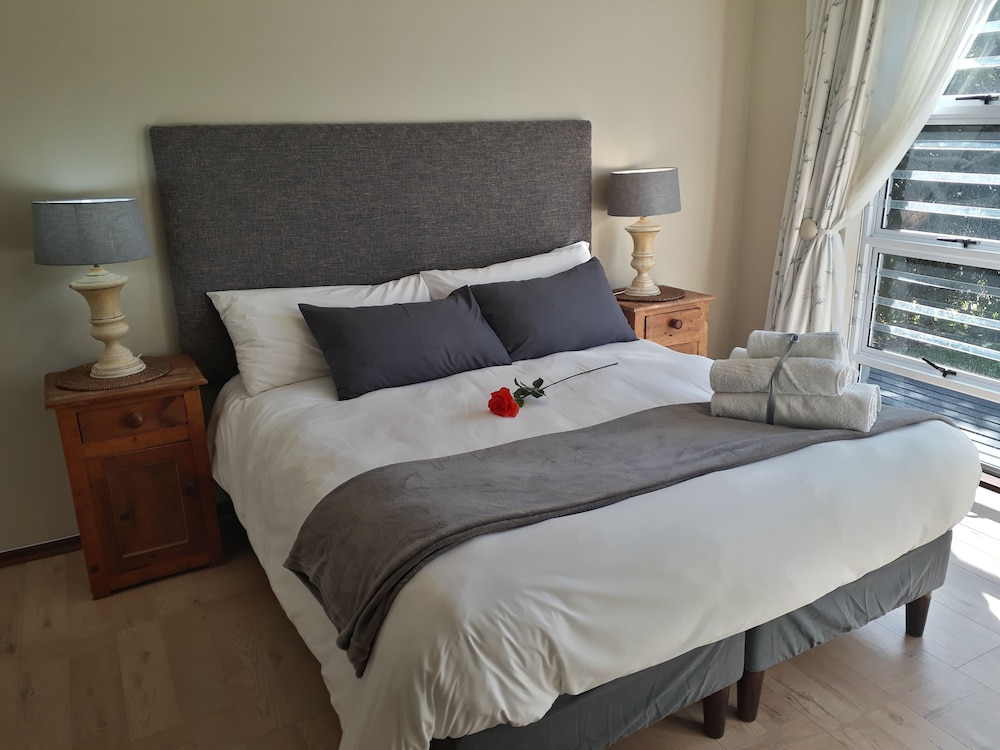 COMFORT, DOUBLE BED