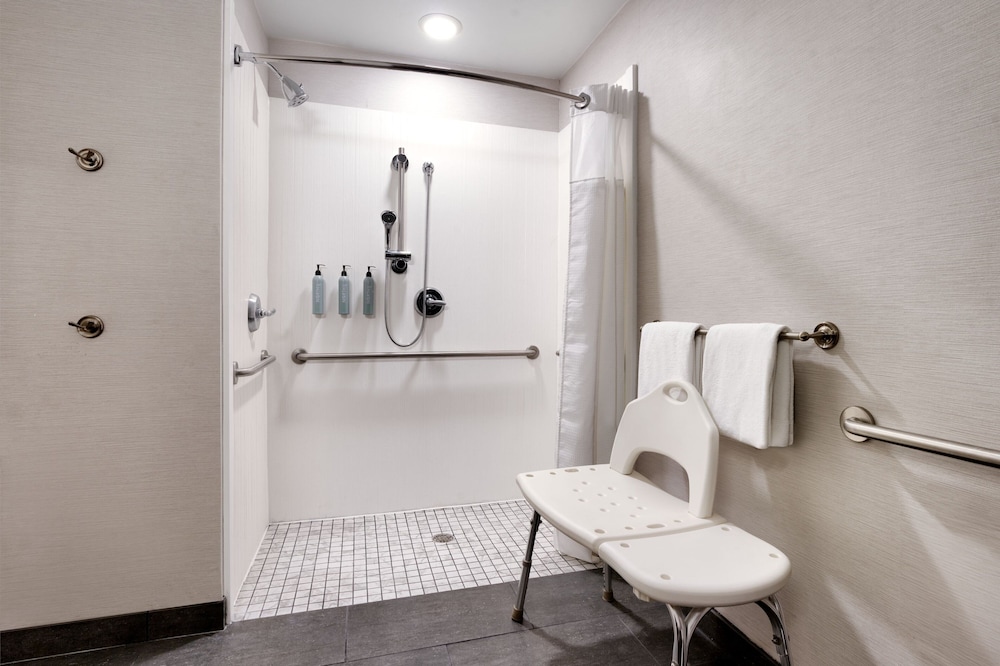 Courtyard Marriott Johnson City 58/59